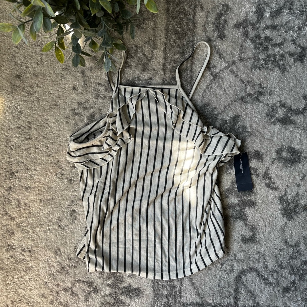 AE Ruffle Crop Tank NWT